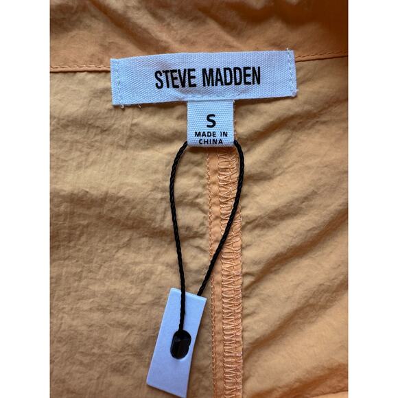 New STEVE MADDEN Women's Orange Drawstring Windbreaker Cargo Shorts Size S - Picture 4 of 4